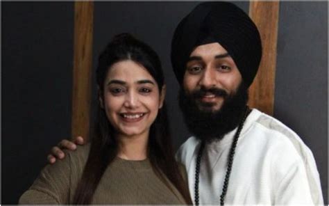 gurpreet kaur kulhad pizza couple|gurpreet kaur family.